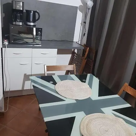 Le Mole A Deux Pas De La Agde
